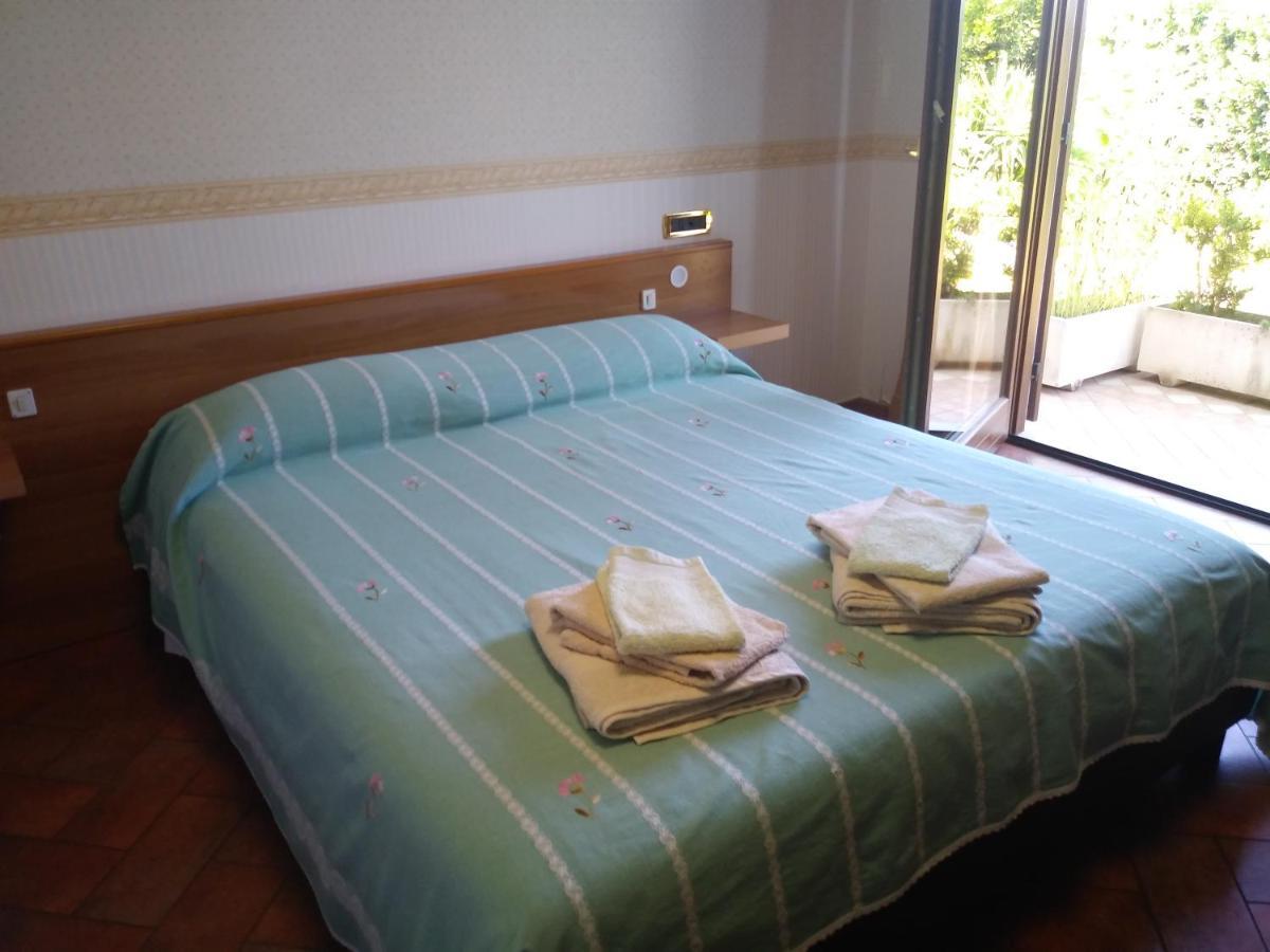 Casa Degli Ulivi Hotel Tivoli Ngoại thất bức ảnh