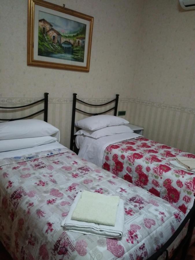 Casa Degli Ulivi Hotel Tivoli Ngoại thất bức ảnh